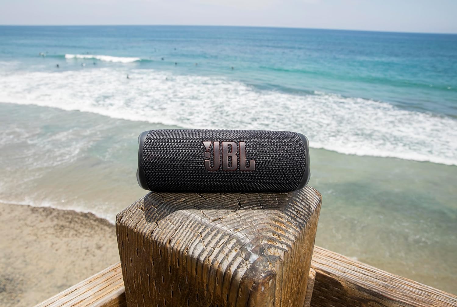 JBL Flip 6 - Portable Bluetooth Speaker, powerful sound and deep bass, IPX7 waterproof, 12 hours of playtime, JBL PartyBoost for multiple speaker pairing for home, outdoor and travel (Grey)